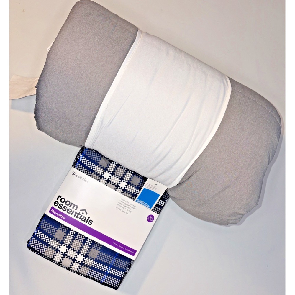 Room Essentials Back To School Bedding Bundle - Twin/Twin XL